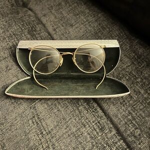 Vintage Gold Round Glasses with Case